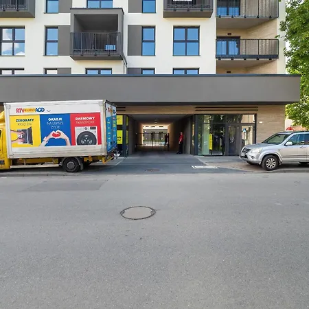 Boho Burgund Apart Z Balkonem I Parkingiem Niedaleko Centrum Lodzi By Renters Apartment Lodz