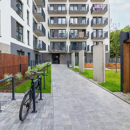 Boho Burgund Apart Z Balkonem I Parkingiem Niedaleko Centrum Lodzi By Renters Apartment Lodz